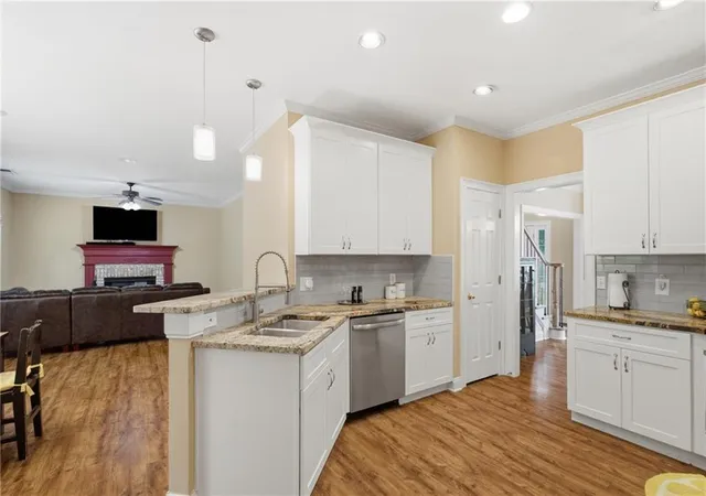 Photo 4 of Sale Pending at 2314 Kennesaw Oaks Trl NW, Kennesaw, GA 30152 | MLS# 7785277 | Listing updated on 2026-09-25