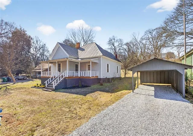 Homes for sale in Commerce, GA | 246 Spring St, Commerce, GA 30529 | MLS# 7717236