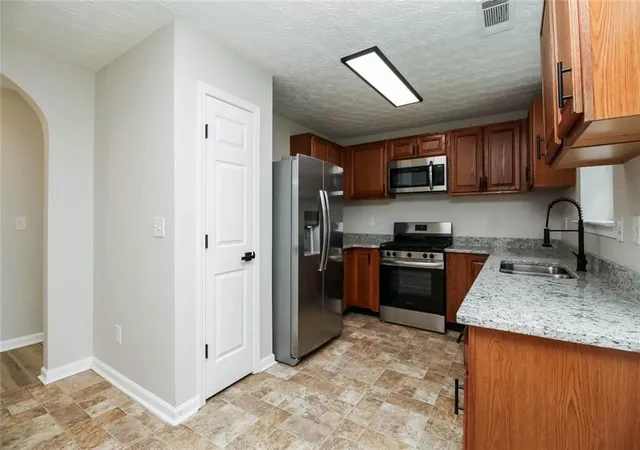 4th image of 2527 Plymouth Wy Se, Conyers, GA 30013 | MLS# 7810840