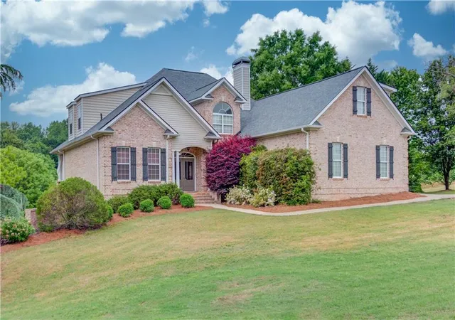 Homes for sale in Gainesville, GA | 5667 Britt Whitmire Rd, Gainesville, GA 30506 | MLS# 7792779