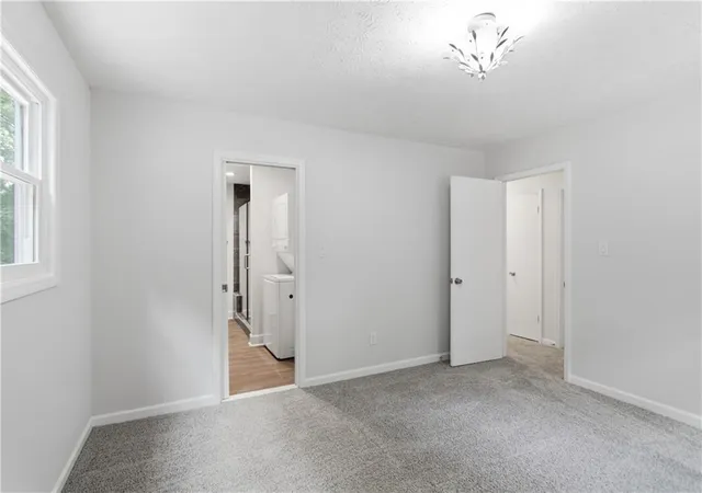 4th image of 1035 Lakewood Dr, Marietta, GA 30066 | MLS# 7802700