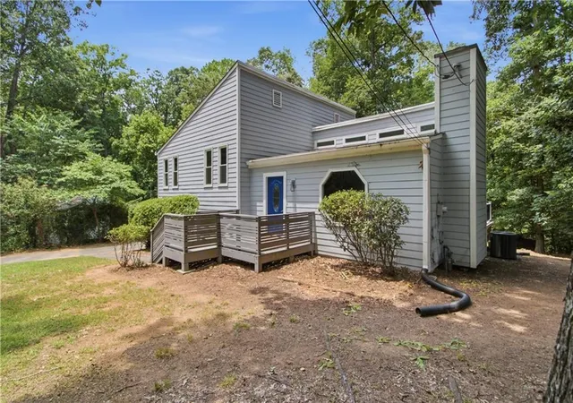 5th image of 1035 Lakewood Dr, Marietta, GA 30066 | MLS# 7802700