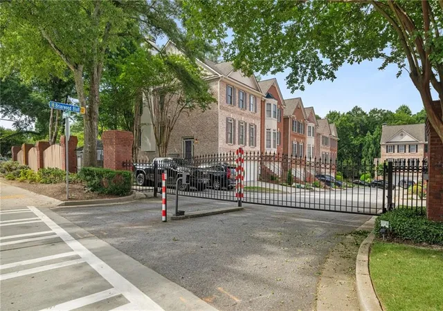 28th image of 2144 Briarwood Blf Ne, Brookhaven, GA 30319 | MLS# 7784516
