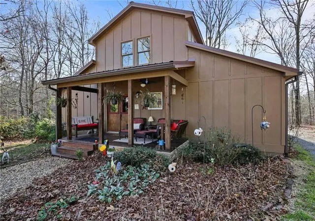 3rd image of 651 Griffin Rd, Cartersville, GA 30120 | MLS# 7797693