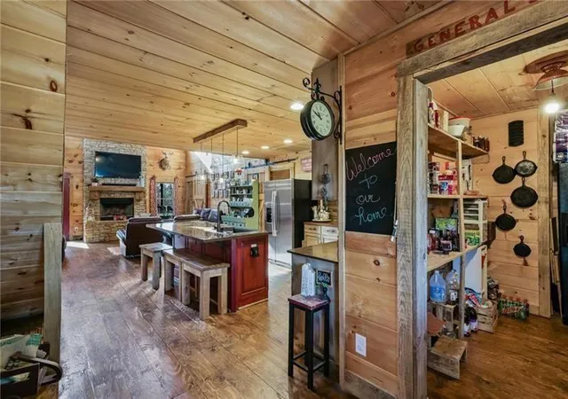5th image of 651 Griffin Rd, Cartersville, GA 30120 | MLS# 7797693
