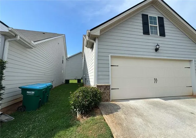 3rd image of 10 Castlemoor Loop, Adairsville, GA 30103 | MLS# 7789569