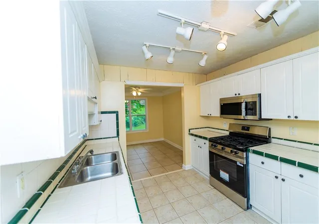 Photo 3 of Single family home for sale at 3740 Maple Valley Dr, Cumming, GA 30040 | MLS# 7821742 | Listing updated on 2026-08-15