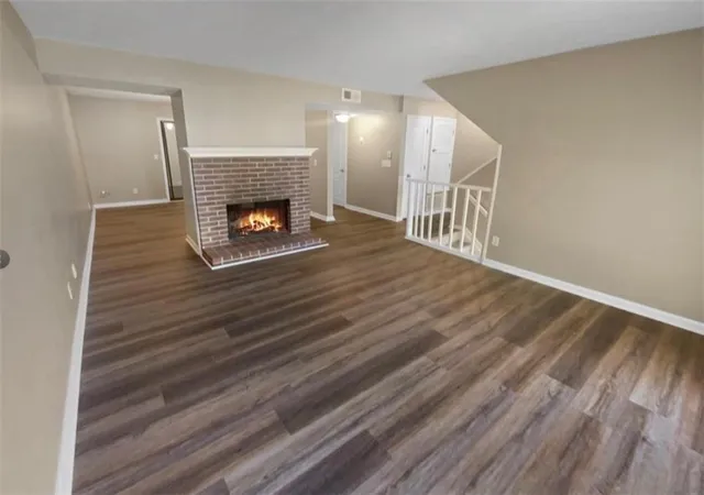 Photo 3 of Townhouse for sale at 688 Stratford Grn, Avondale Estates, GA 30002 | MLS# 7826121 | Listing updated on 2026-09-10