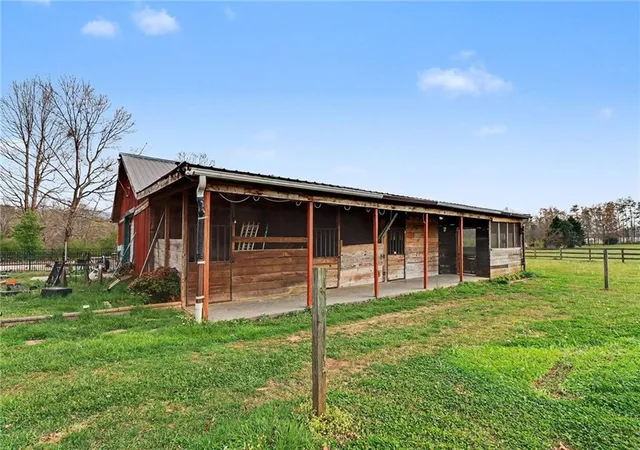 4th image of 151 Sugar Hl Rd NE, Rydal, GA 30171 | MLS# 7731937