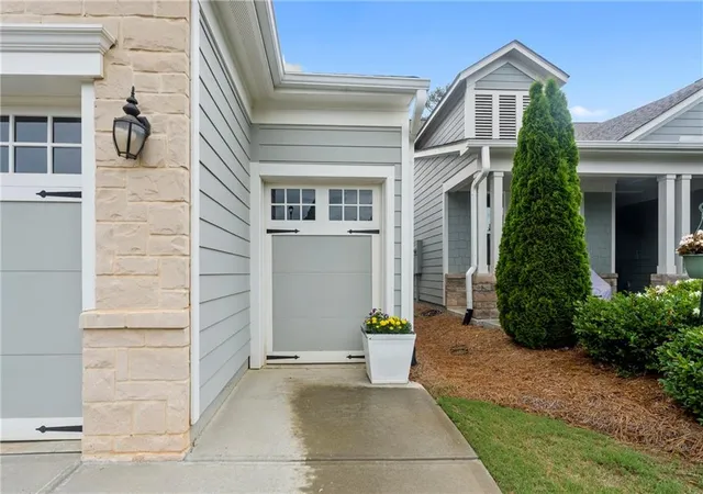 3rd image of 188 Chatuge Dr, Hoschton, GA 30548 | MLS# 7777994