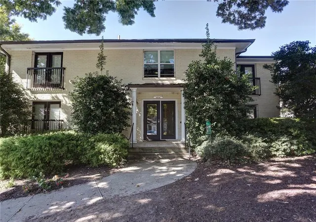 Condominium at 48 Peachtree Ave Ne #422, Atlanta, GA 30305 | MLS# 6091546 | | Sold on 2018-11-06