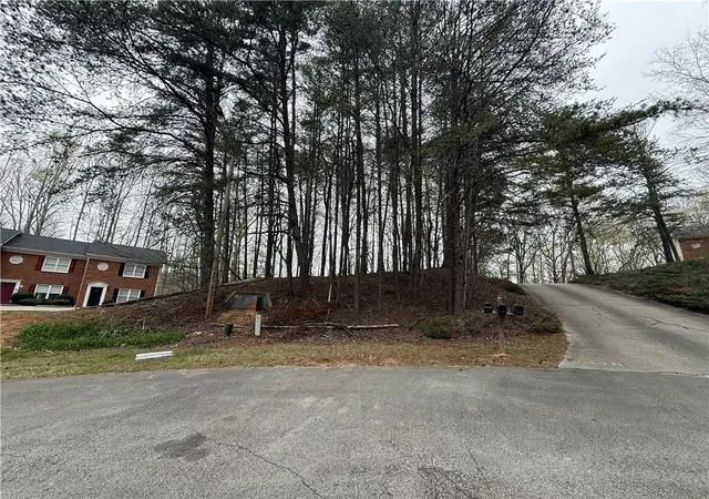 1st image of 4052 Hidden Hollow Ter, Gainesville, GA 30506 | MLS# 7709590