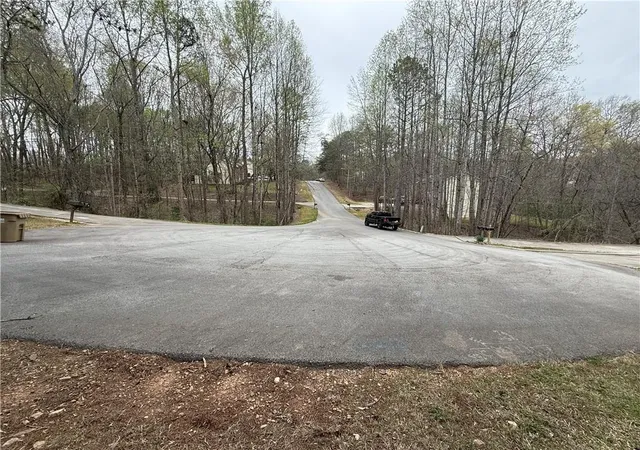 3rd image of 4052 Hidden Hollow Ter, Gainesville, GA 30506 | MLS# 7709590
