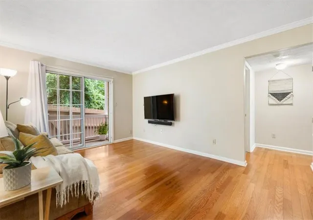 5th image of 3140 Seven Pines Ct #102, Atlanta, GA 30339 | MLS# 7790904