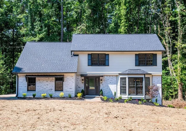 Photo 1 of Single family home for sale at 1720 Ridgefield Dr, Roswell, GA 30075 | MLS# 7829928 | Listing updated on 2026-09-17