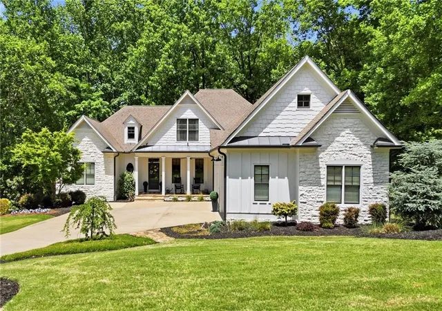 1st image of 214 Heritage Town Parkway, Canton, GA 30115 | MLS# 7804917