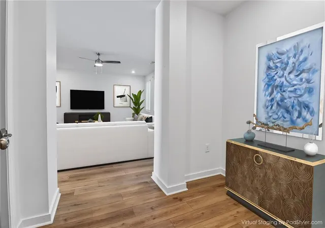 Listing Photo 3 - Condo for sale in building located at 396 Pratt Dr Se, Atlanta, GA 30315 - Unit #1934