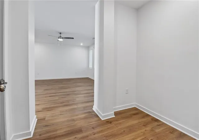 Listing Photo 4 - Condo for sale in building located at 396 Pratt Dr Se, Atlanta, GA 30315 - Unit #1934
