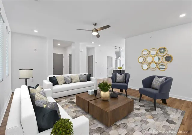 Listing Photo 5 - Condo for sale in building located at 396 Pratt Dr Se, Atlanta, GA 30315 - Unit #1934