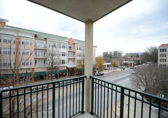 Condominium at 230 E Ponce De Leon Ave #106, Decatur, GA 30030 | MLS# 5111064 | | Sold on 2013-07-01
