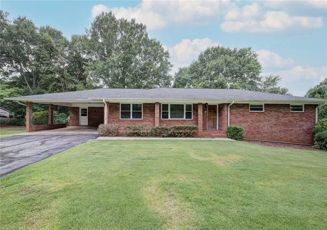 1st image of 18 Jones Mill Pl, Cartersville, GA 30120 | MLS# 7814500