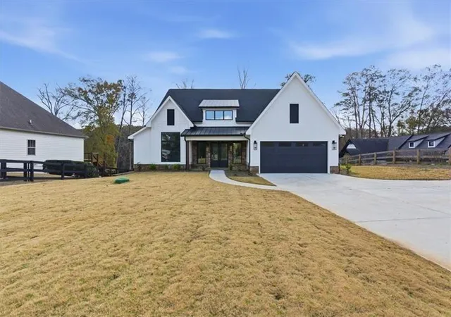 Homes for sale in Cartersville, GA | 27 Linda Rd Sw, Cartersville, GA 30120 | MLS# 7751798