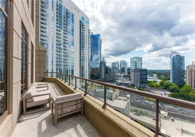 3rd image of 3376 Peachtree Rd Ne #32A, Atlanta, GA 30326 | MLS# 7716800
