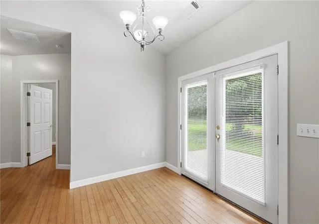 5th image of 3115 Sunlight Dr, Austell, GA 30106 | MLS# 7802893