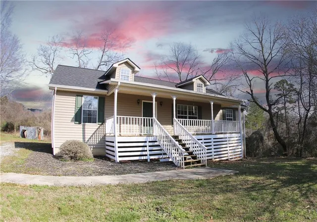 Homes for sale in Clermont, GA | 5523 Green Cir, Clermont, GA 30527 | MLS# 7742581