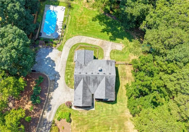 4th image of 2011 Luke Edwards Rd, Dacula, GA 30019 | MLS# 7824802