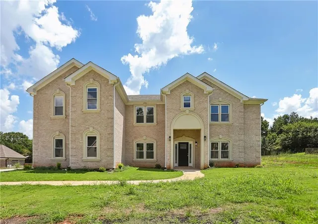 1st image of 35 Fourwood Dr, Covington, GA 30016 | MLS# 7810613