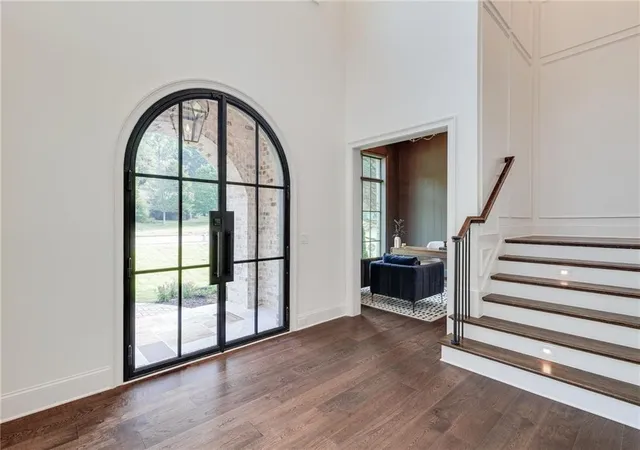 4th image of 228 Thomas Circle, Roswell, GA 30075 | MLS# 7796881