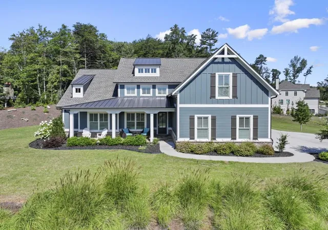 Photo 1 of Sale Pending at 6743 Winding Cyn Rd, Flowery Branch, GA 30542 | MLS# 7807729 | Listing updated on 2026-09-20