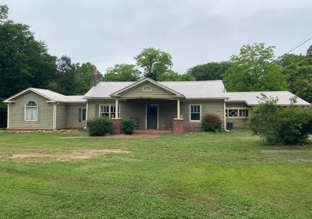 3rd image of 655 Cox Rd, Roswell, GA 30075 | MLS# 7769322
