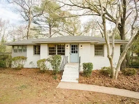 Single family home for sale at 110 Peachtree Cir SE, Marietta, GA 30060 | MLS# 7859426