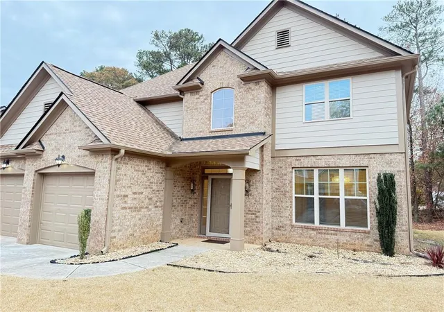 Homes for sale in Stone Mountain, GA | 3925 Dunaire Dr, Stone Mountain, GA 30083 | MLS# 7684792