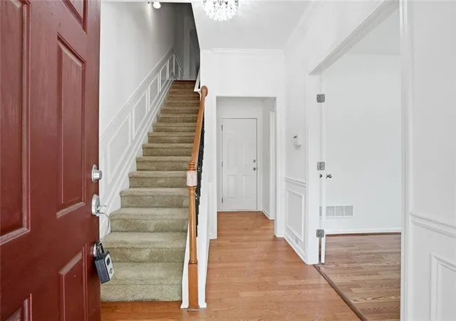 2nd image of 736 Pecan Knoll Dr #7, Marietta, GA 30008 | MLS# 7794197