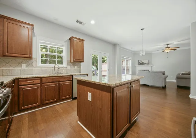 5th image of 560 Crestmont Ln, Canton, GA 30114 | MLS# 7815678