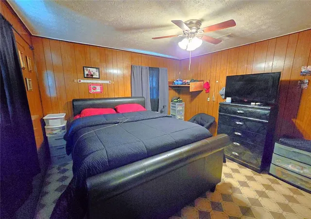Photo 4 of Sale Pending at 7109 Green Acres Dr SW, Covington, GA 30014 | MLS# 7809523 | Listing updated on 2026-08-01