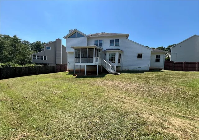 5th image of 903 Coach House Dr, Tucker, GA 30084 | MLS# 7825228