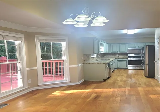 Photo 4 of Single family home for sale at 5549 Wynhall Dr, Peachtree Corners, GA 30071 | MLS# 7788226 | Listing updated on 2026-09-19