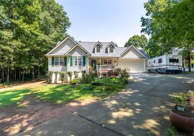 3rd image of 598 Holders Siding Rd, Jefferson, GA 30549 | MLS# 7805695
