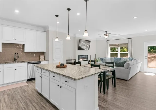 4th image of 3553 Fairhaven Dr, Powder Springs, GA 30127 | MLS# 7748851