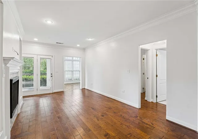 Photo 4 of Condo for sale at 175 15th Street NE #105, Atlanta, GA 30309 | MLS# 7773300 | Listing updated on 2026-09-08