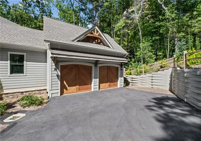 Photo 4 of Single family home for sale at 56 Black Bear Pt, Big Canoe, GA 30143 | MLS# 7816420 | Listing updated on 2026-10-22