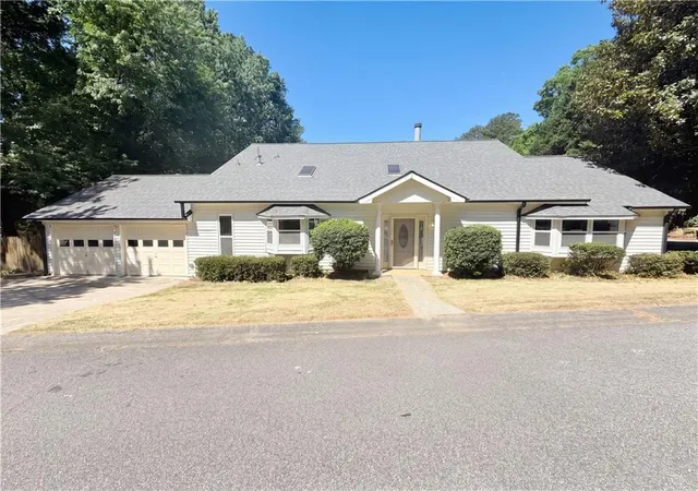 1st image of 2988 Chipmunk Trl Se, Marietta, GA 30067 | MLS# 7757197
