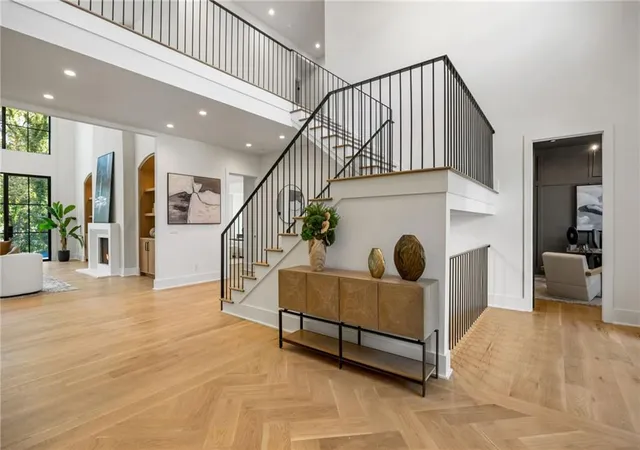 Photo 4 of Single family home for sale at 4671 E Conway Dr NW, Atlanta, GA 30327 | MLS# 7860203 | Listing updated on 2026-10-30