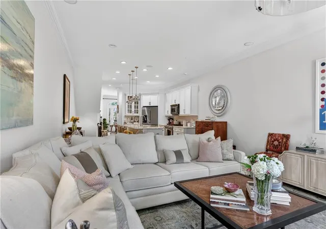 4th image of 3552 Roswell Rd Nw, Atlanta, GA 30305 | MLS# 7758990