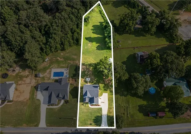 Homes for sale in Dallas, GA | 90 Bell Rd, Dallas, GA 30157 | MLS# 7799119