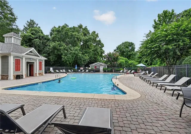 20th image of 1738 Breyerton Dr Ne, Atlanta, GA 30329 | MLS# 7801863